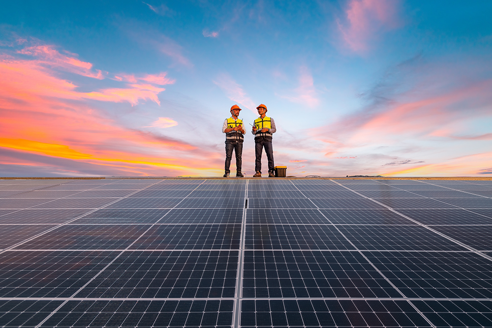 Engineers,Walking,On,Roof,Inspect,And,Check,Solar,Cell,Panel